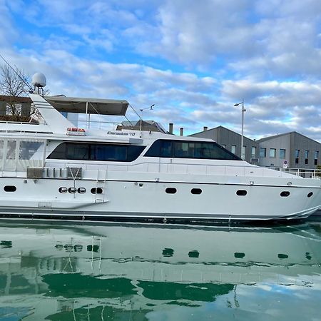 Hotel Yacht Aquamarina Vieux Port La Rochelle La Rochelle  Zewnętrze zdjęcie