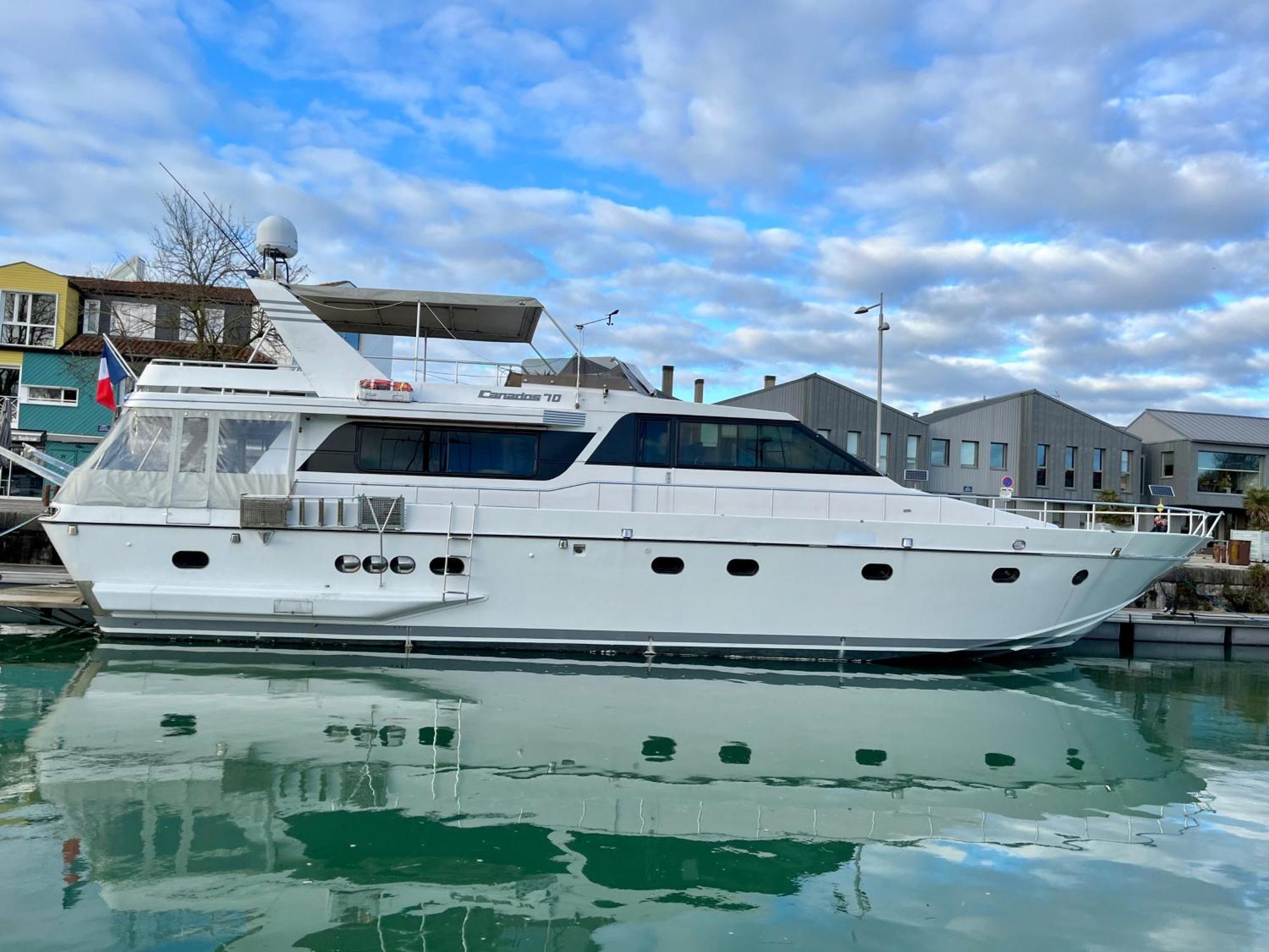 Hotel Yacht Aquamarina Vieux Port La Rochelle La Rochelle  Zewnętrze zdjęcie
